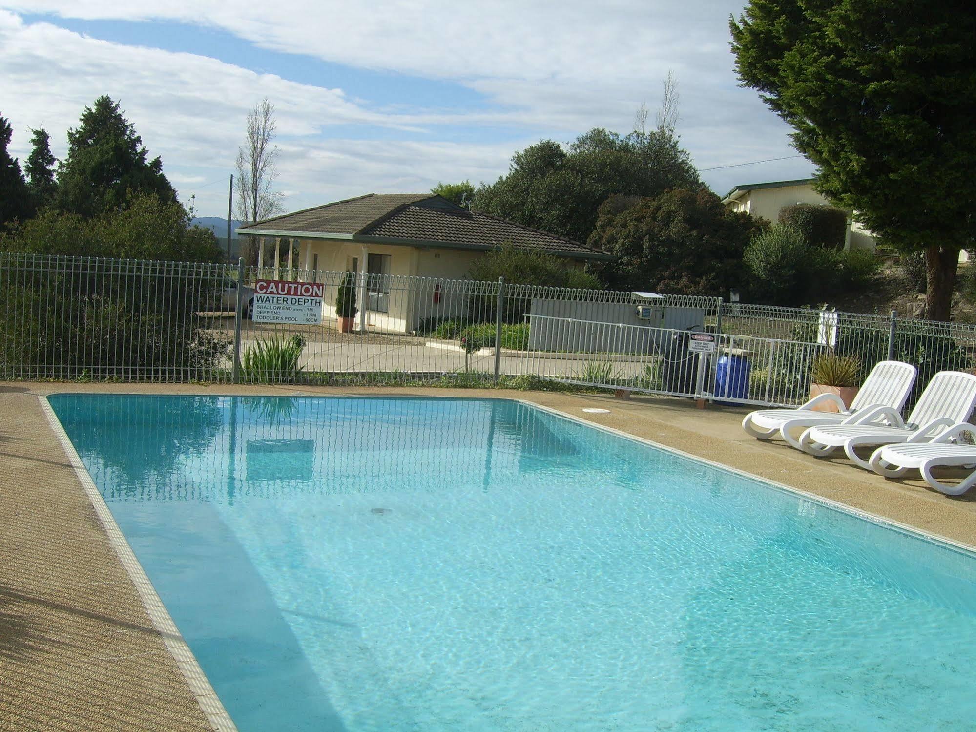 Garden Motor Inn Gundagai Eksteriør bilde